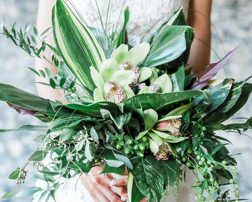click here to explore our wedding bouquets 